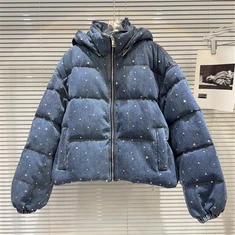 แจ็คเก็ตปลาปักเดนิมเก๋ไก๋กับ rhinestones