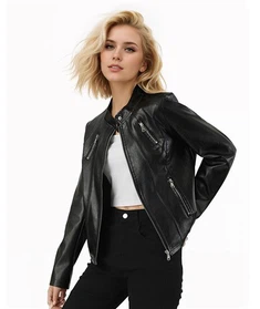 แจ็คเก็ตนักขี่จักรยานหนัง faux สีดำคลาสสิก